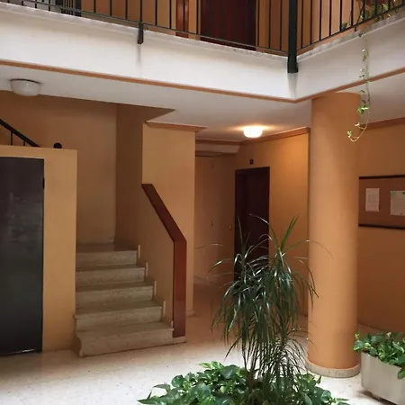 Gran Piso Familiar Cerca De La Estacion Capacidad 10 Personas * Cordoba